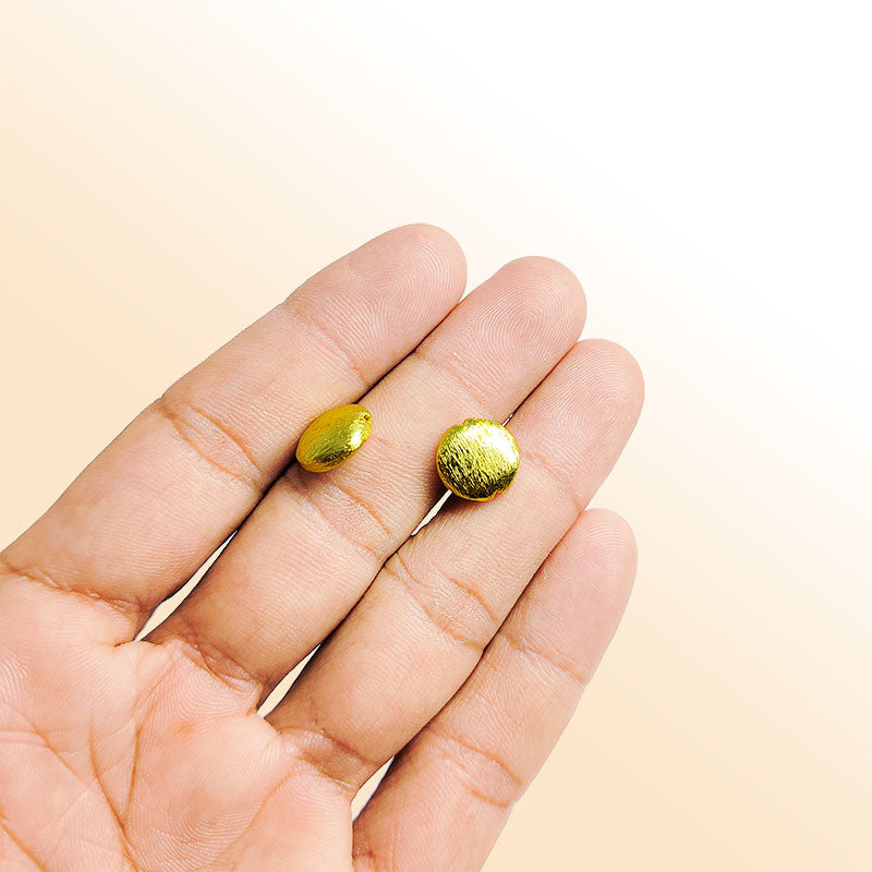 Handcrafted 18K gold overlay brushed coin-shaped copper bead with notch design from India.