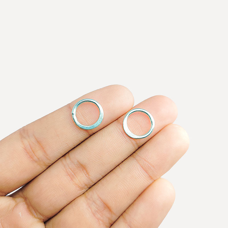 Elegant silver overlay textured hoop ring with oxidized finish, handcrafted in India, minimalist artisan jewelry.