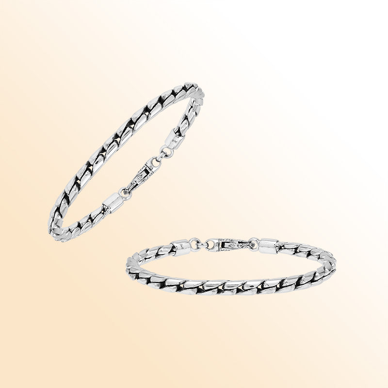 Handcrafted Sterling Silver Bali Solid Link Chain Bracelet With Reflective Finish And Lobster Lock.