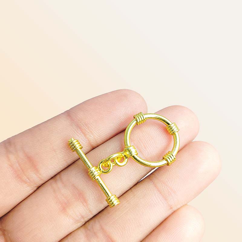 Handmade 18K gold overlay toggle clasp with polished four-band ring and bar, crafted in India for bracelets and necklaces