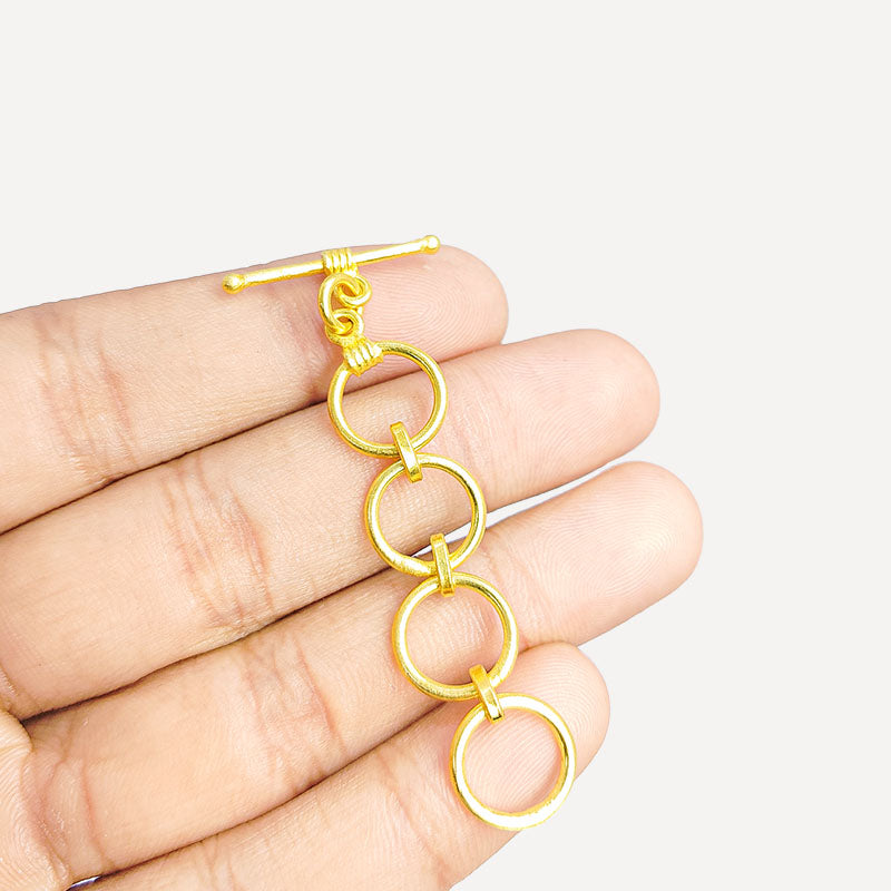 Stylish 18K Gold Overlay Multi-Ring Toggle Clasp with polished bar and interlinked rings, handcrafted in India for retail jewelry use