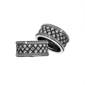Sterling Silver pretty lovely designer ring handcrafted in Bali, Indonesia with basket weave pattern and rope edges
