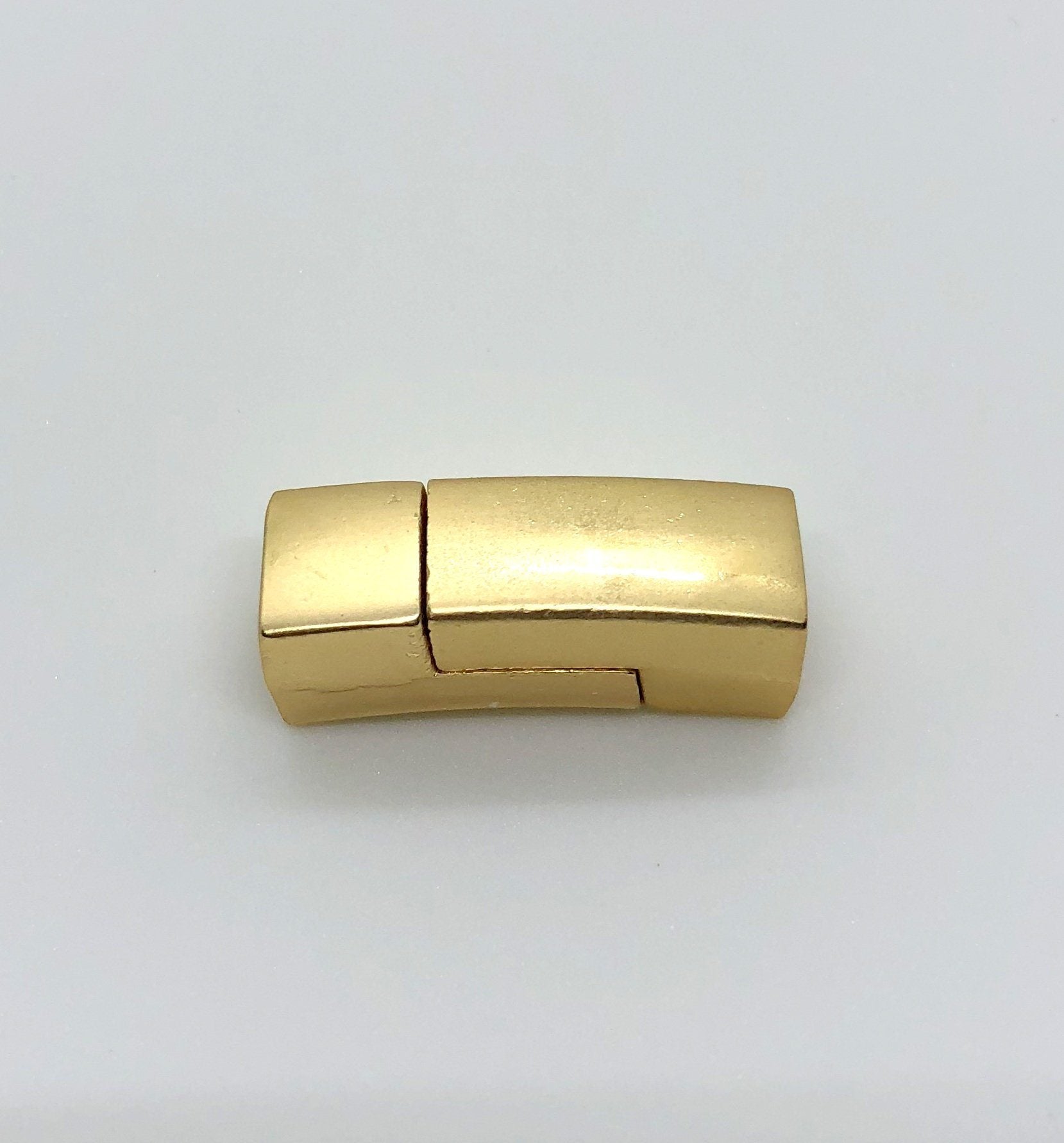 18K Gold Overlay Over Copper elegant rectangular magnetic clasp handcrafted in India for necklaces and bracelets