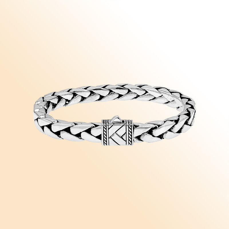 Sterling silver handwoven chain bracelet with carved clasp – unisex artisan Bali jewelry, stylish silver bracelet for men and women.