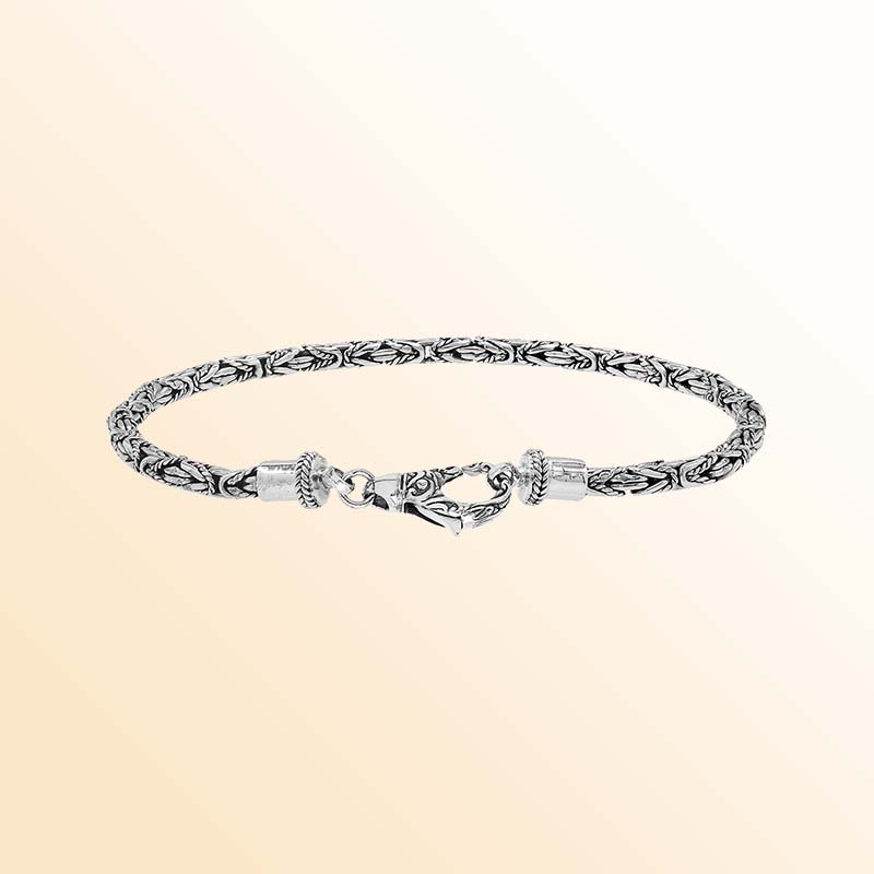 Sterling silver Balinese bracelet with handcrafted wheat-link chain and lobster clasp artisan-made in Bali.
