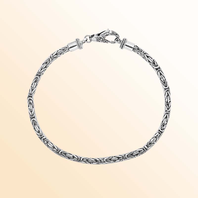 Sterling silver Balinese bracelet with handcrafted wheat-link chain and lobster clasp artisan-made in Bali.
