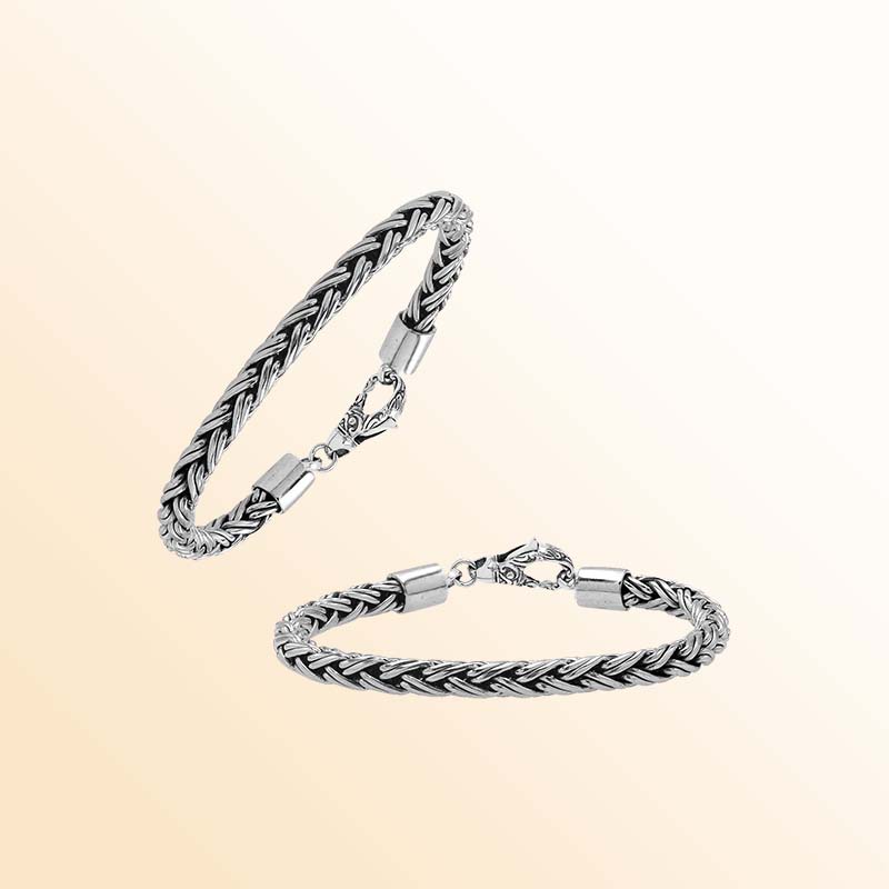 Handcrafted sterling silver Balinese wheat chain bracelet with hook clasp and oxidized detailing.