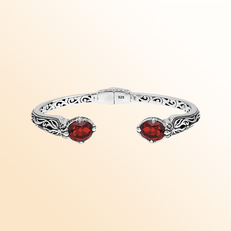 Vintage sterling silver Garnet Quartz cuff bracelet with handcrafted Balinese detailing