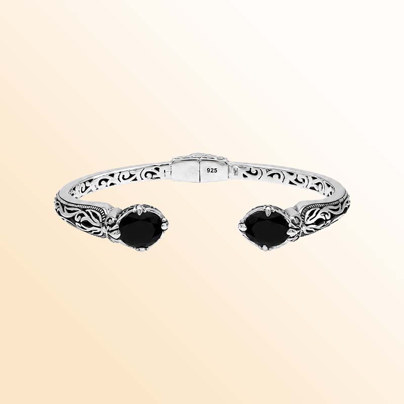 Handcrafted sterling silver Black Onyx cuff bracelet with decorative Balinese details