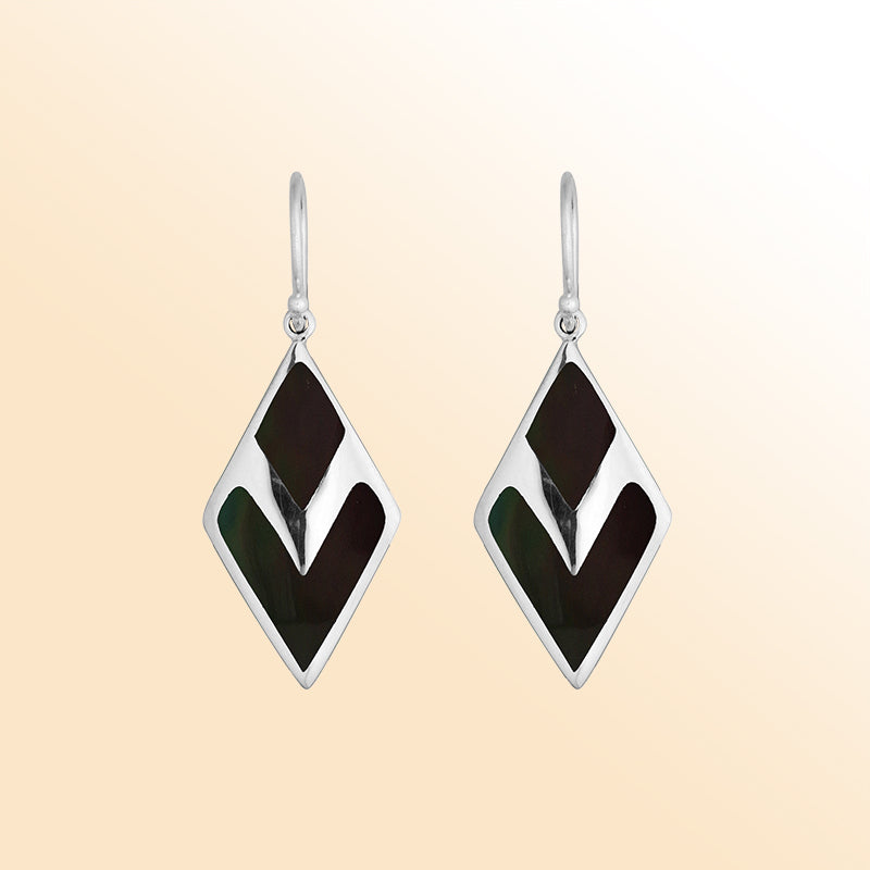 AE-1104-SHB Sterling Silver Fancy Earring With Black Shell Jewelry Bali Designs Inc 