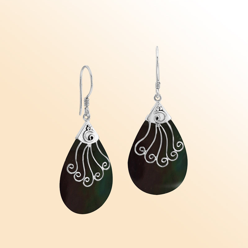AE-1120-SHB Sterling Silver Earring With Black Shell Jewelry Bali Designs Inc 