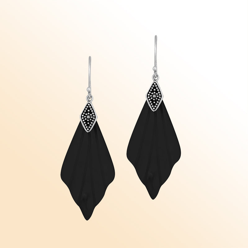 Black Shell Artistic Petal Fan Earrings