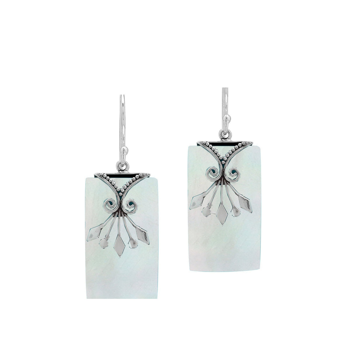 AE-1217-MOP Sterling Silver Earring With Mother Of Pearl