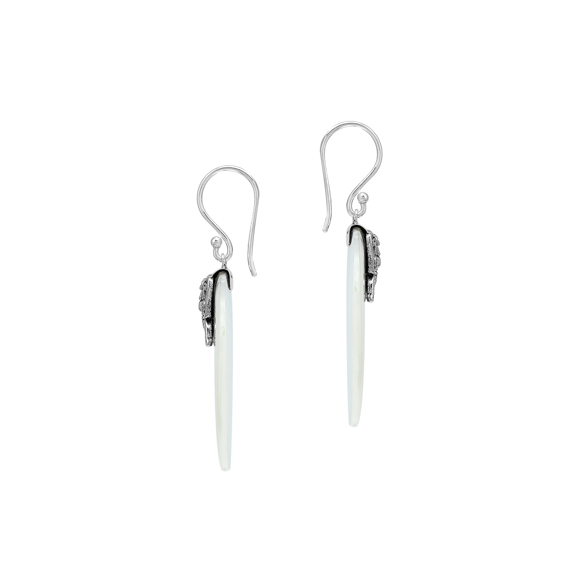 AE-1220-MOP Sterling Silver Earring With Delicate Butterfly On Mother Of Pearl
