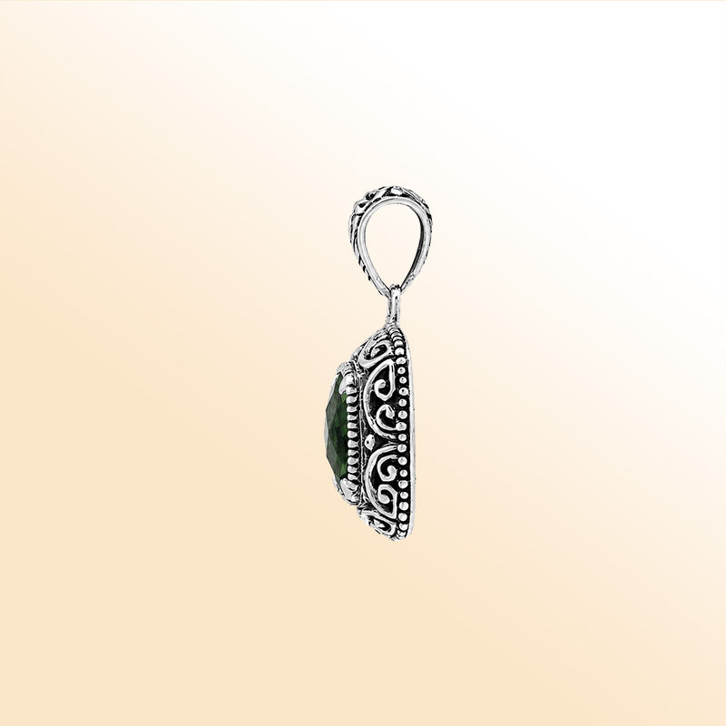 Vintage sterling silver Green Quartz pendant with handcrafted Balinese artisan detailing