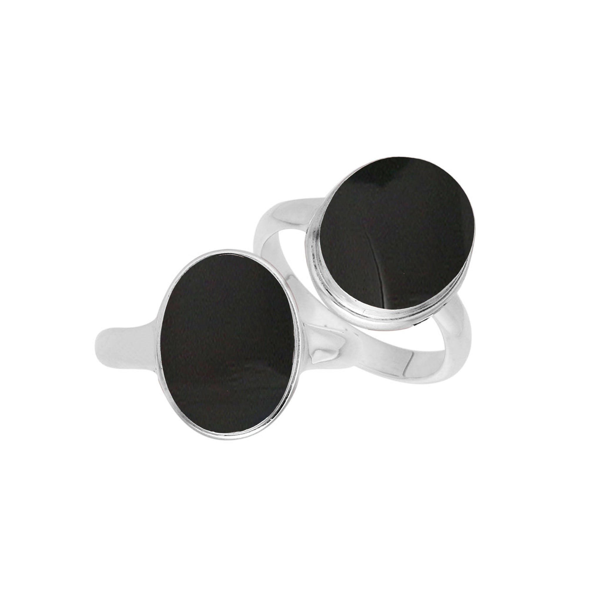 Sterling silver oval Black Shell ring with polished bezel setting, handcrafted artisan statement jewelry for women.