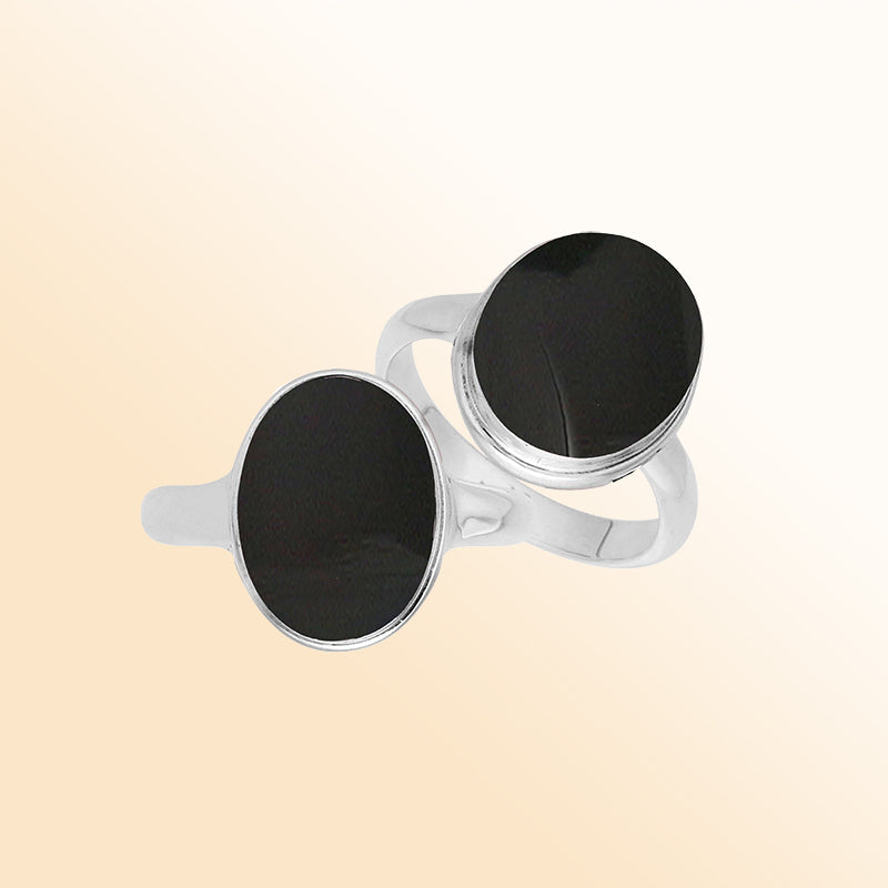 Sterling silver oval Black Shell ring with polished bezel setting, handcrafted artisan statement jewelry for women.