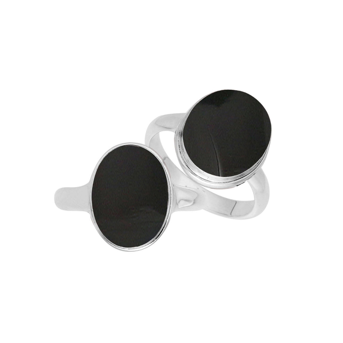 Sterling silver oval Black Shell ring with polished bezel setting, handcrafted artisan statement jewelry for women.