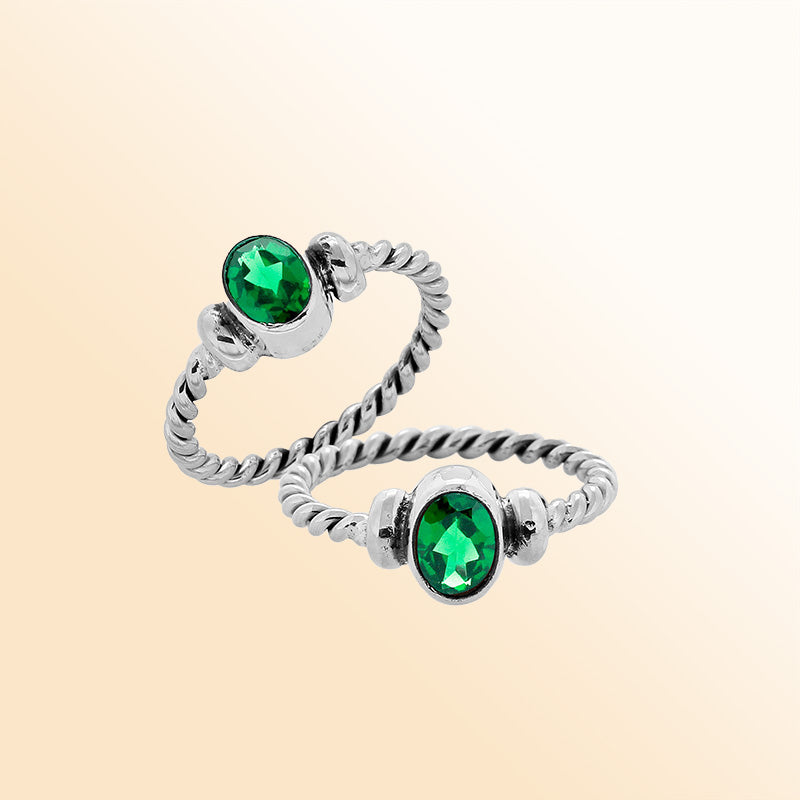 Sterling silver twisted band ring with oval faceted Green Quartz, artisan handcrafted jewelry for women, elegant Green Quartz accessory.
