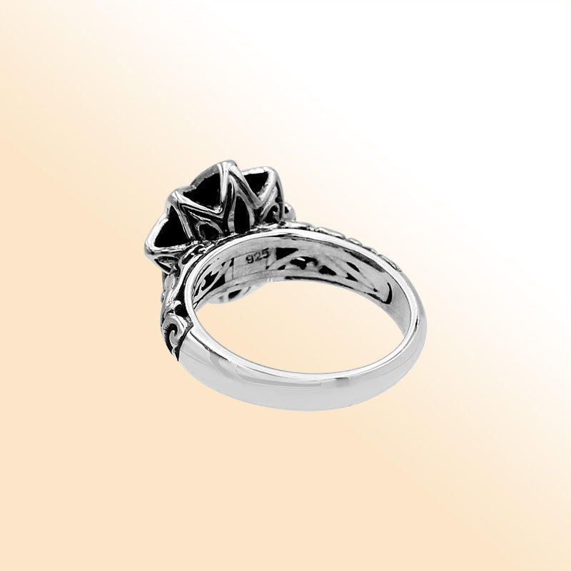 Balinese silver eight point star ring with engraved pattern