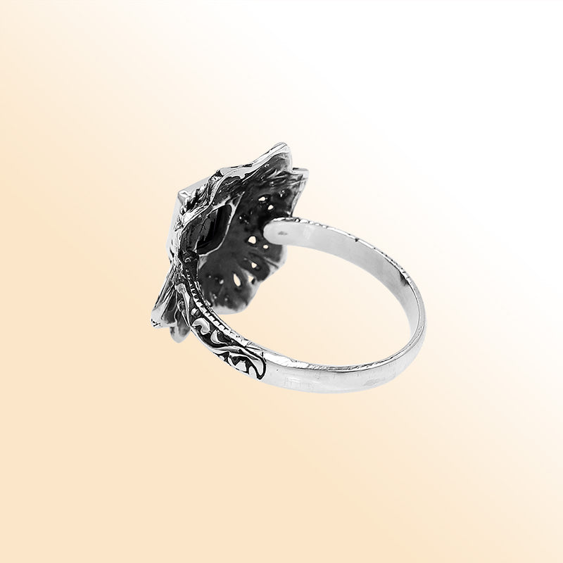 Sterling Silver Balinese Handcrafted Ring With Black Onyx And Designer Detailing