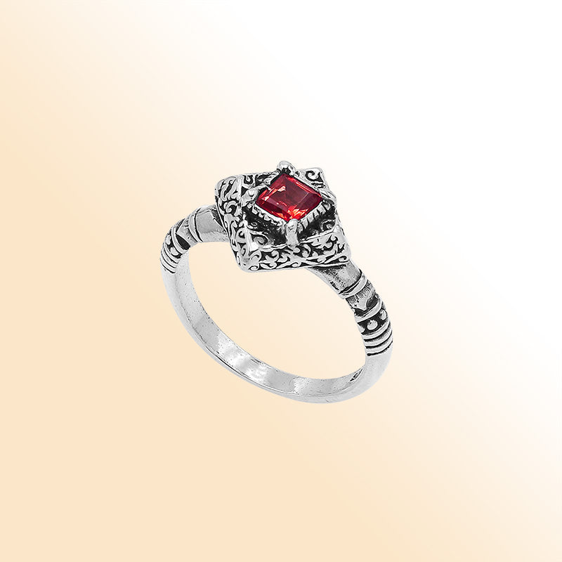 Elegant Sterling Silver Diamond Shape Garnet Quartz Ring With Balinese Design