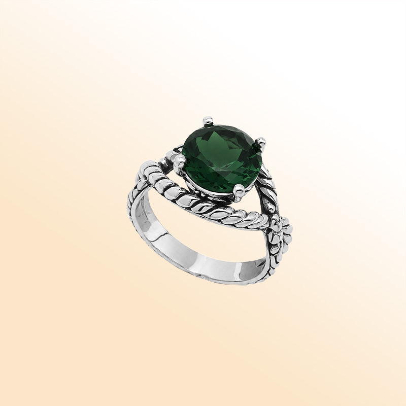 Vintage sterling silver Green Quartz cocktail ring with handcrafted Balinese rope detailing