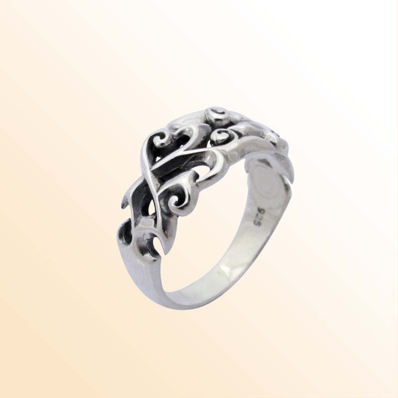 Sterling Silver simple design nice looking handcrafted ring from Bali, Indonesia with polished plain finish