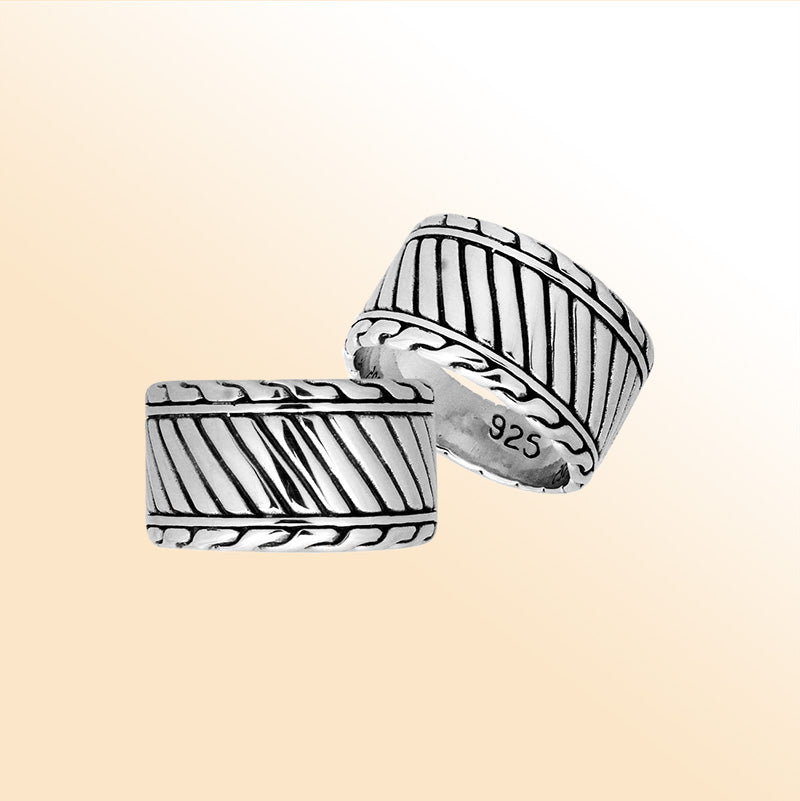 Sterling Silver beautiful design ring handcrafted in Bali, Indonesia with polished and oxidized stripe pattern