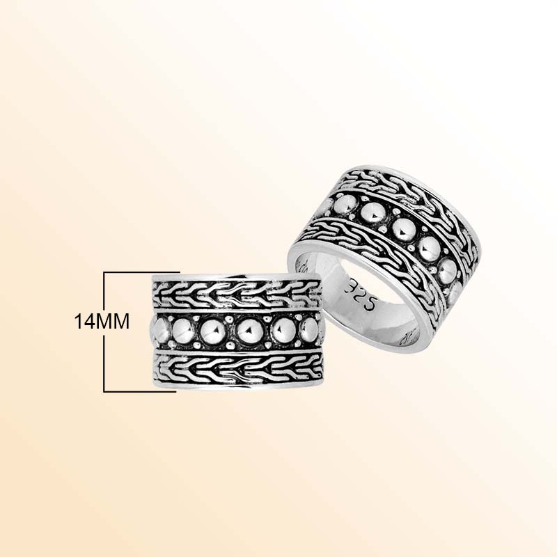 Sterling Silver beautiful designer dotted ring handcrafted in Bali, Indonesia with oxidized chain pattern detailing