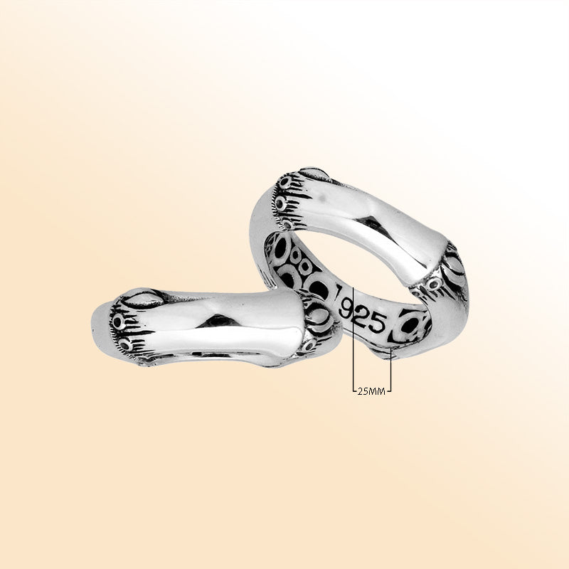 Sterling Silver fancy design ring handcrafted in Bali, Indonesia with curved polished and oxidized pattern