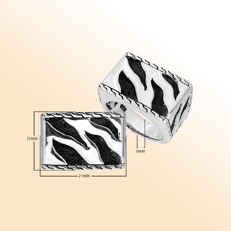 Sterling Silver beautiful pretty simple design ring handcrafted in Bali, Indonesia with oxidized rectangular pattern