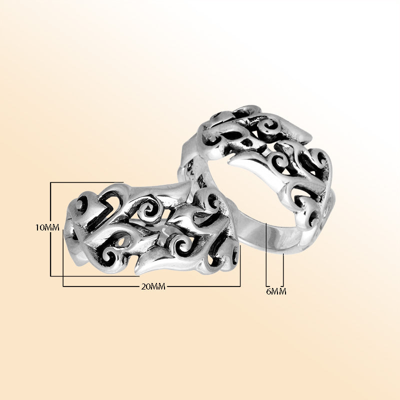 Sterling Silver beautiful designer fancy swirl ring handcrafted in Bali, Indonesia with oxidized scroll pattern