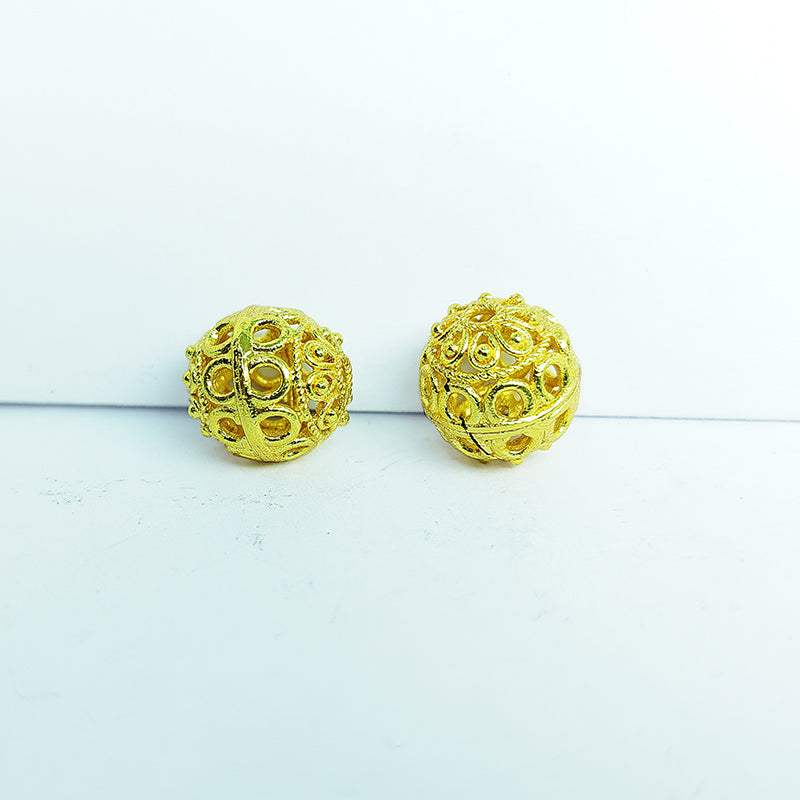 Handcrafted 18K Gold Overlay filigree bead from India for retail jewelry making.