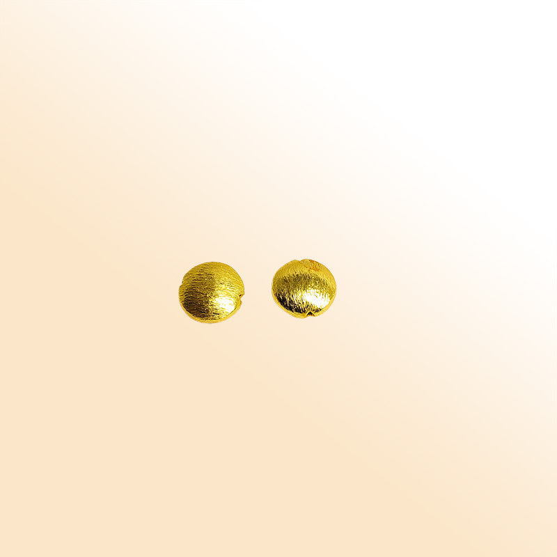 Handcrafted 18K gold overlay brushed coin-shaped copper bead with notch design from India.