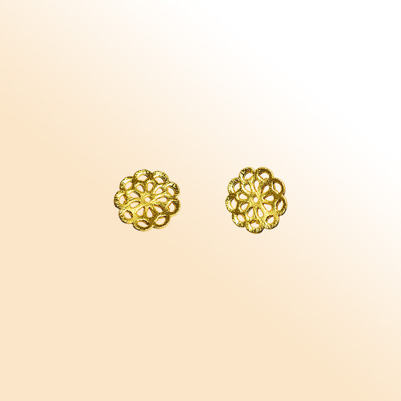 Elegant floral filigree round jewelry accent with 18K gold overlay over copper handcrafted in India