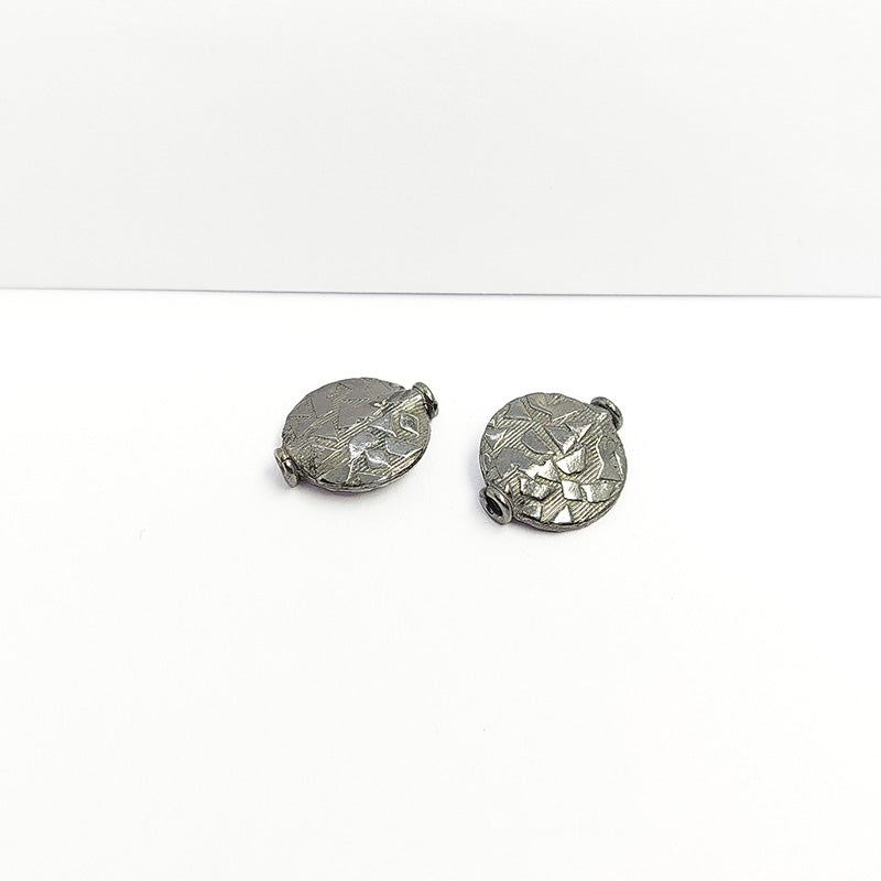 Handcrafted black rhodium overlay copper round disc connector from India for jewelry making