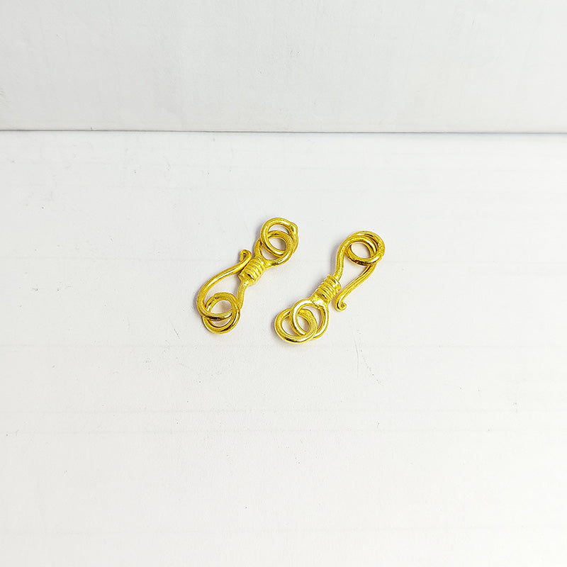 Elegant handcrafted S-hook jewelry clasp made with 18K Gold Overlay Over Copper, polished gold finish, handcrafted in India