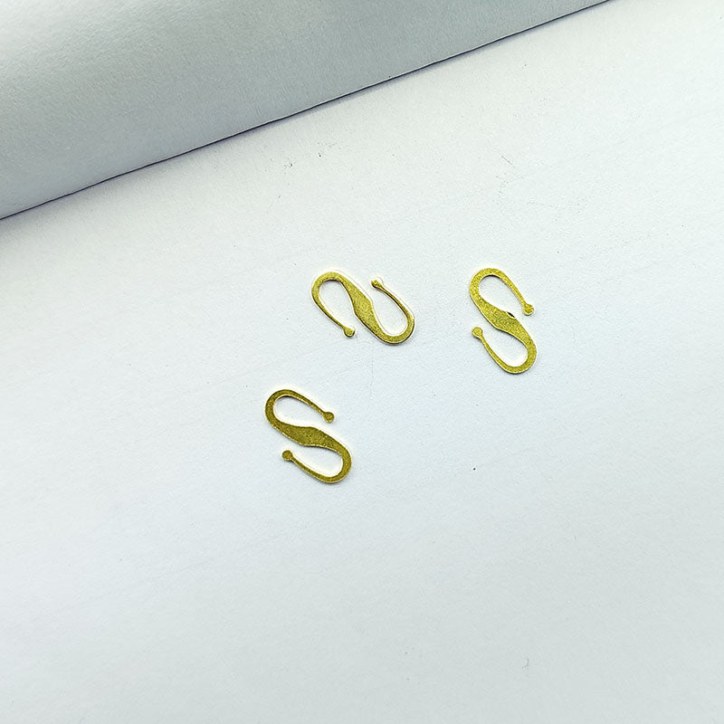 Handcrafted curved hook clasp in 18K Gold Overlay Over Copper from India for simple and modern jewelry designs.