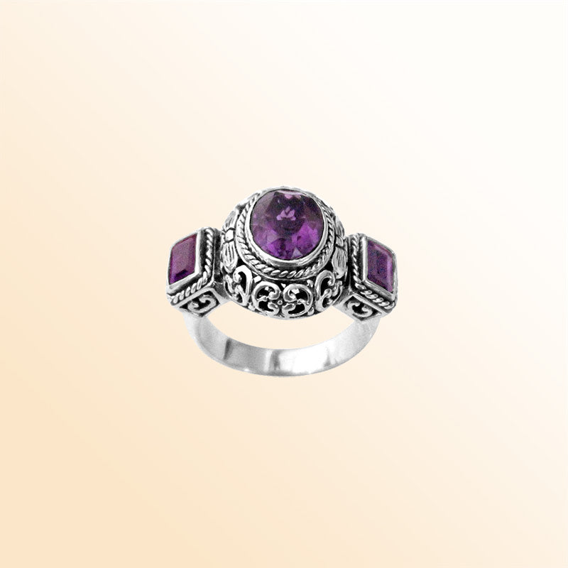Sterling Silver beautiful ring with Amethyst Quartz handcrafted in Bali, Indonesia with elegant filigree design