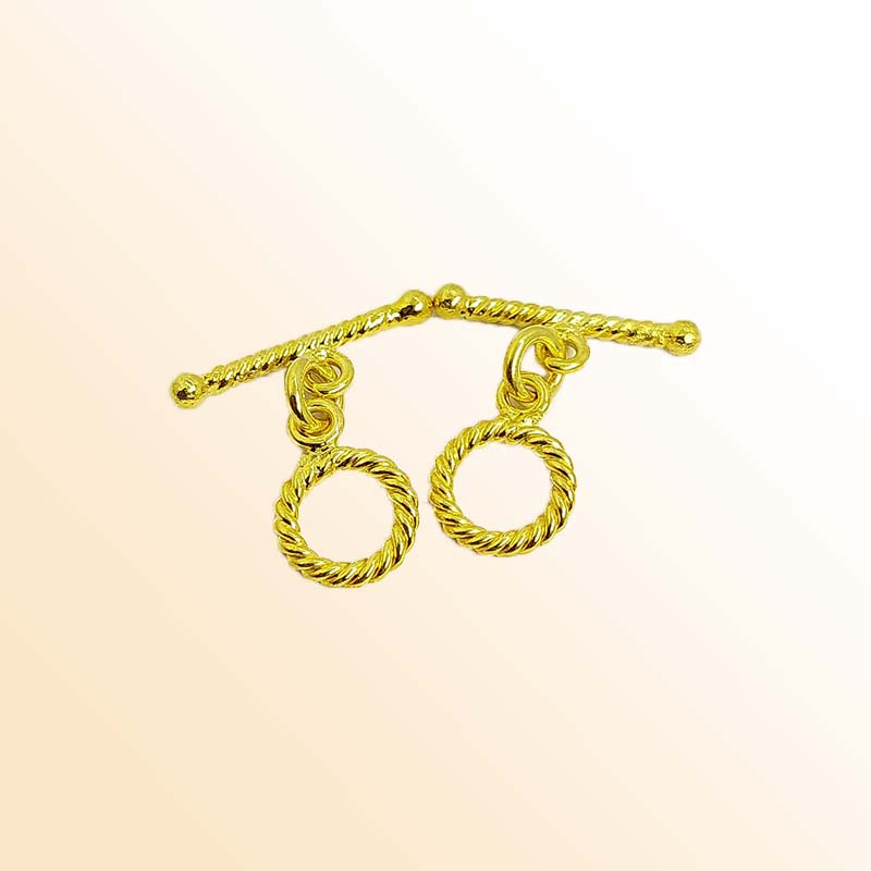 Handmade 18K gold overlay toggle clasp with polished rope-style ring and twisted bar, crafted in India for bracelets and necklaces