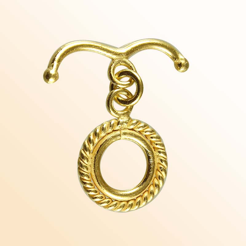 Handmade 18K gold overlay toggle clasp with polished rope-style ring and curved bar, crafted in India for bracelets and necklaces
