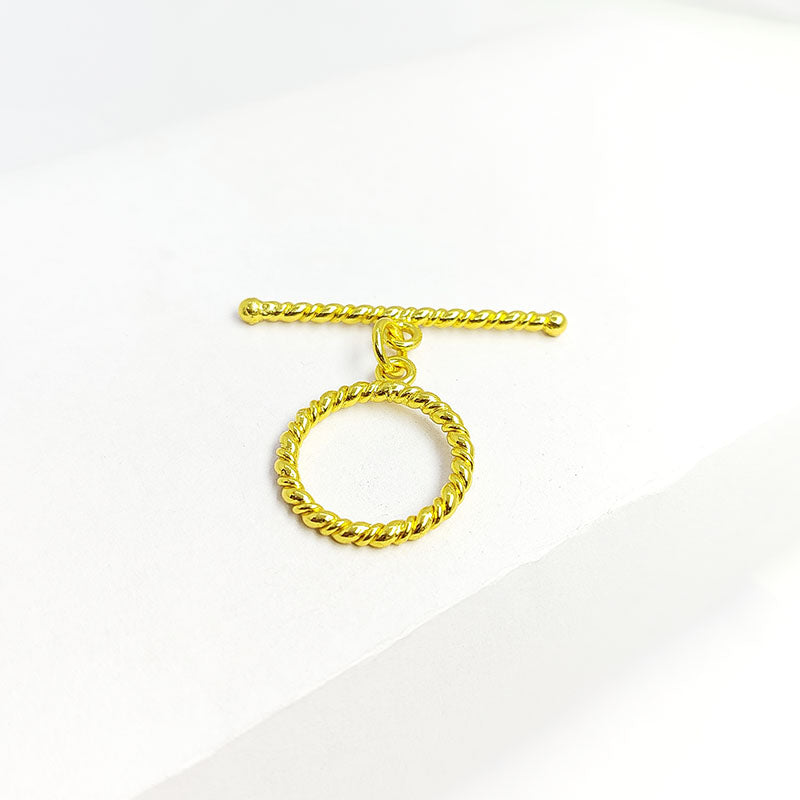 Handmade 18K gold overlay toggle clasp with polished twisted rope ring and bar, crafted in India for bracelets and necklaces