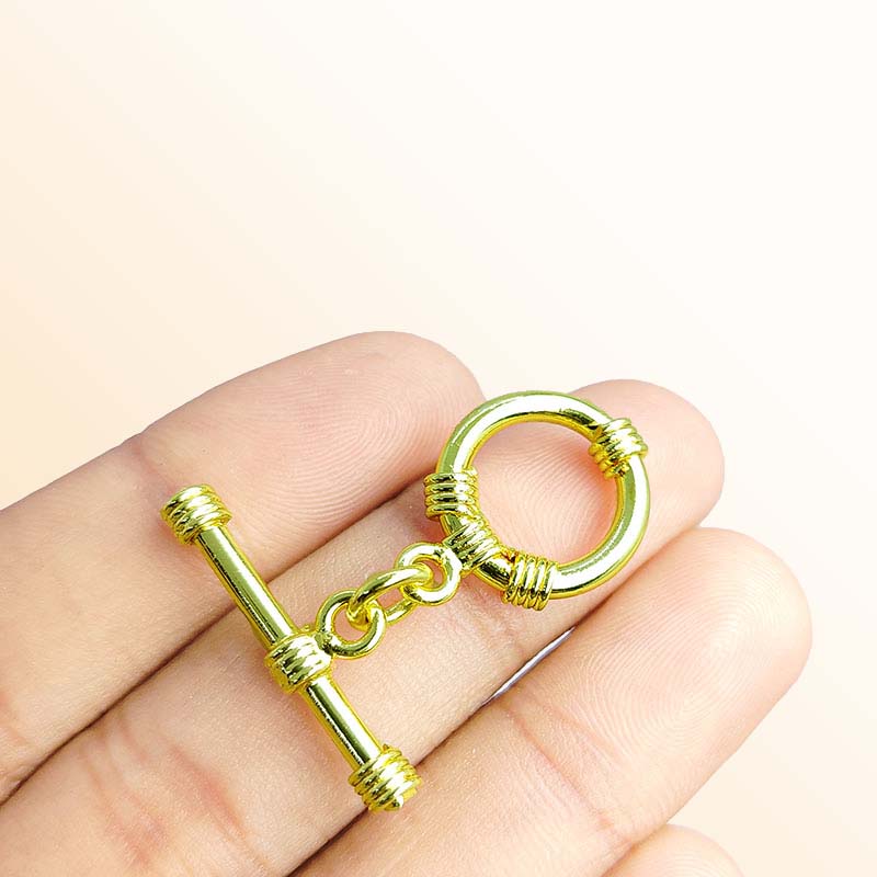 Handmade 18K gold overlay toggle clasp with polished circular ring and rope wrap accents, crafted in India for bracelets and necklaces