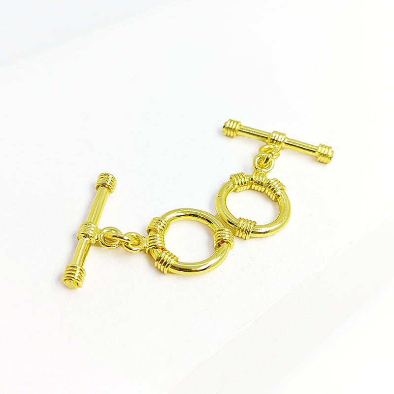 Handmade 18K gold overlay toggle clasp with polished circular ring and rope wrap accents, crafted in India for bracelets and necklaces