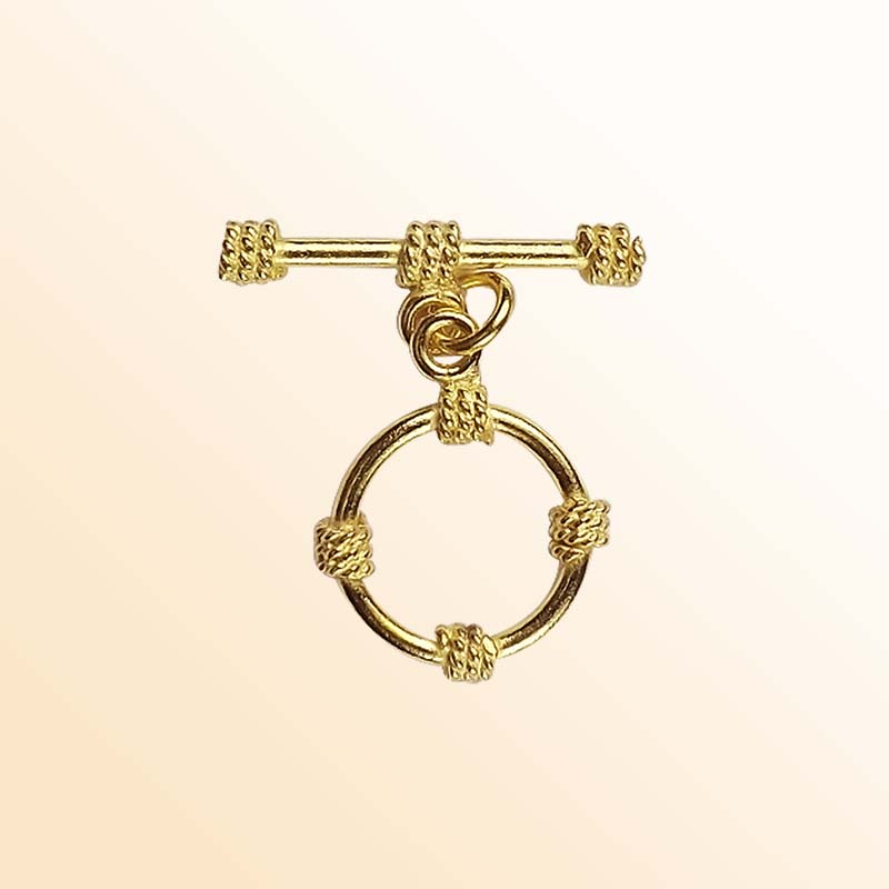 Handmade 18K gold overlay toggle clasp with polished circular ring and rope wrap bar detail, crafted in India for bracelets and necklaces