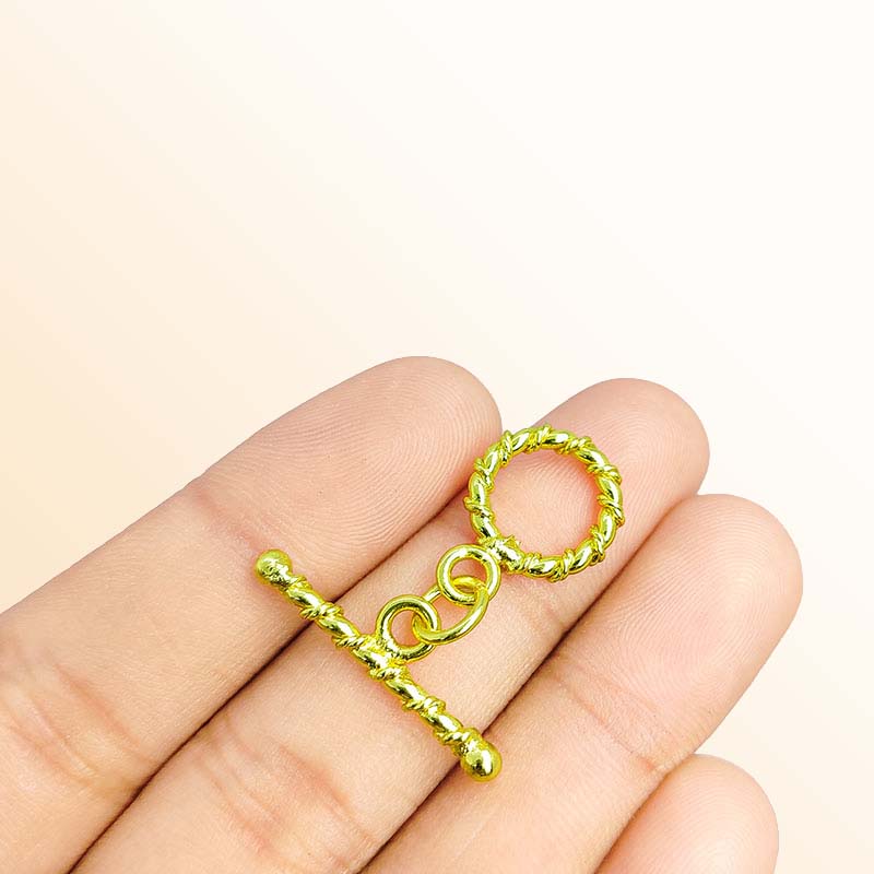 Handmade 18K gold overlay toggle clasp with polished twisted rope ring and bar, crafted in India for bracelets and necklaces