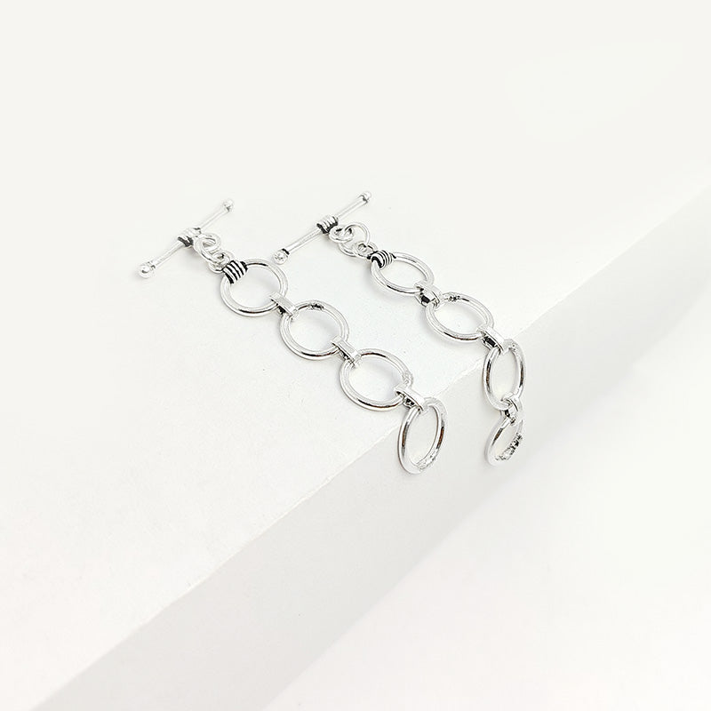 Antique Silver Oxid Overlay toggle closure with chain links, handcrafted in India for bracelets, necklaces, and DIY jewelry.