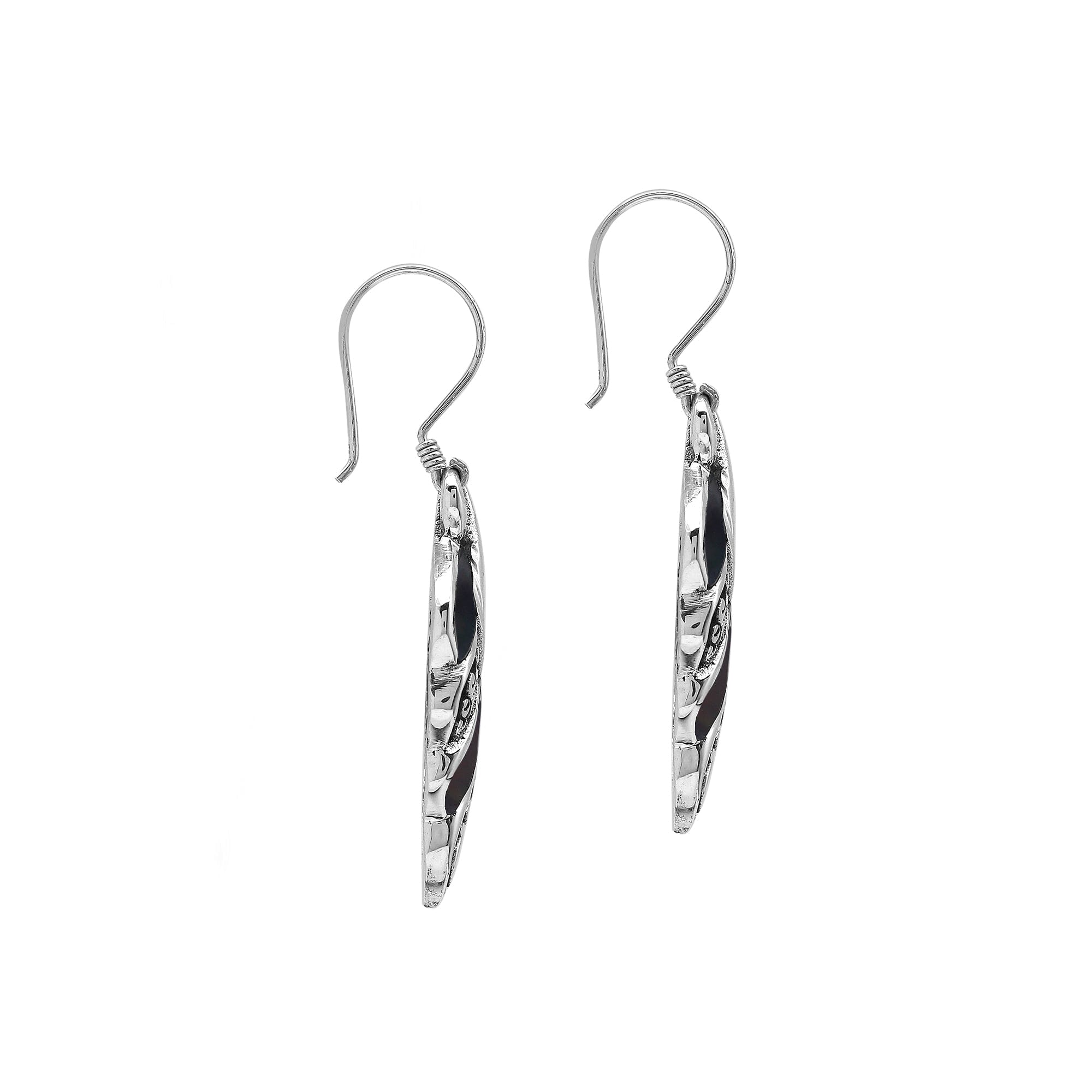 AE-1207-SHB Sterling Silver Earring With Black Shell Jewelry Bali Designs Inc 