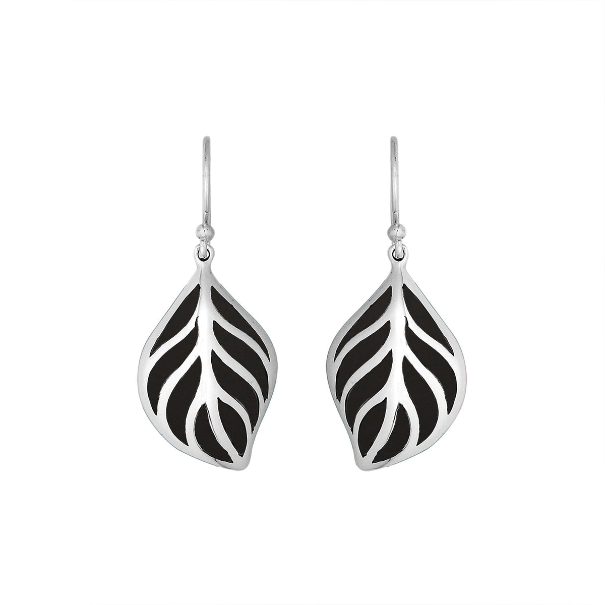 AE-6252-SHB Sterling Silver Earring With Black Shell Jewelry Bali Designs Inc 
